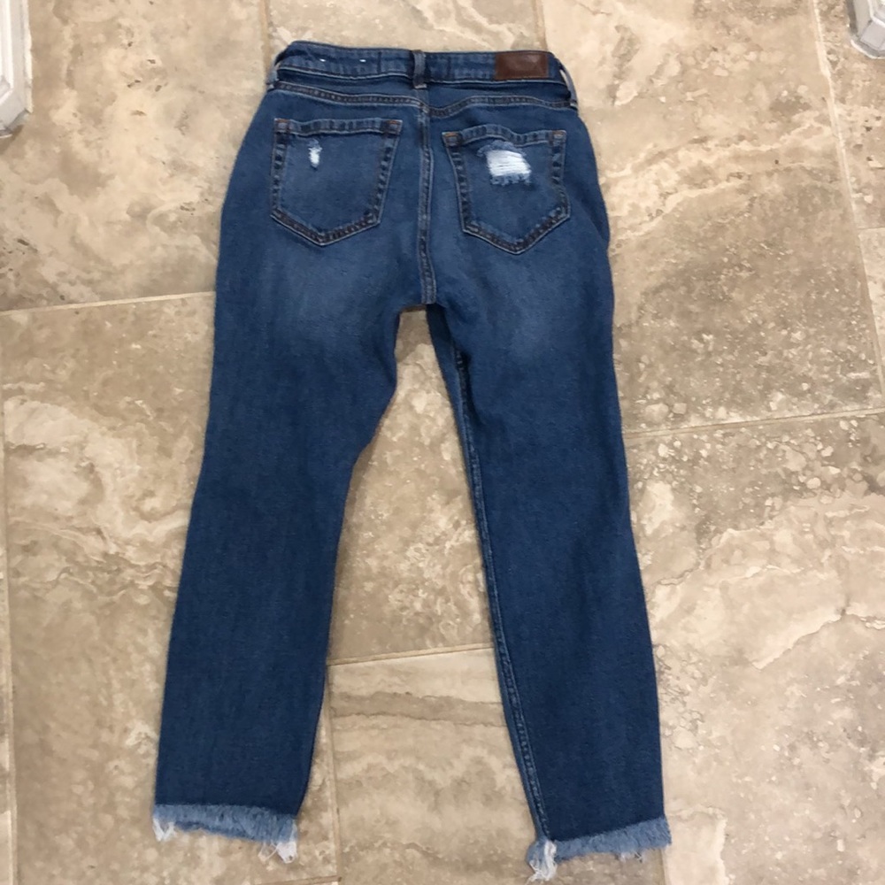 Hollister Women’s Curvy High Rise Mom Jean Vintage Stretch size 1S